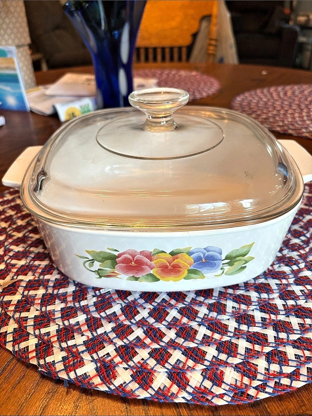 CorningWare Summer Blush Casserole Dish with Glass Lid A-2-B. 2 liter